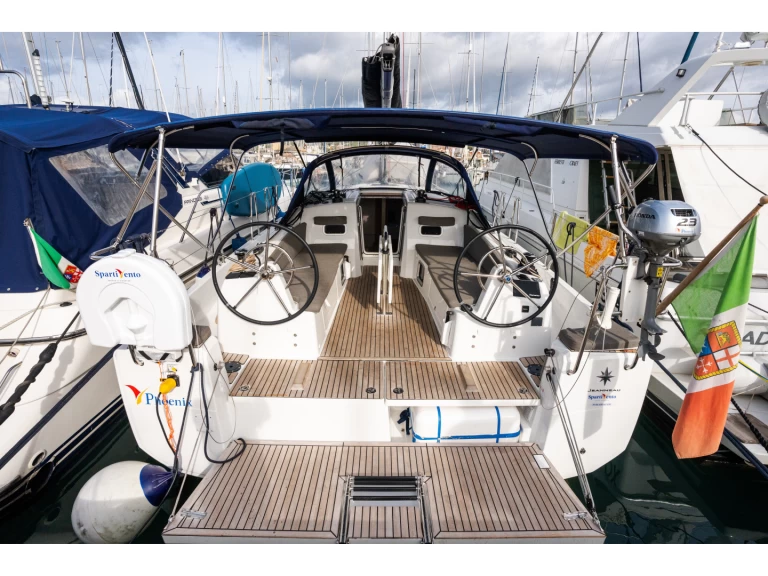 Båtuthyrning Jeanneau Sun Odyssey 380 i Castiglioncello på Samboat 
