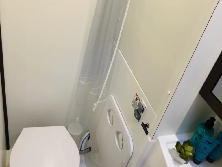 Uthyrning Katamaran  Lagoon med en båtlicens 