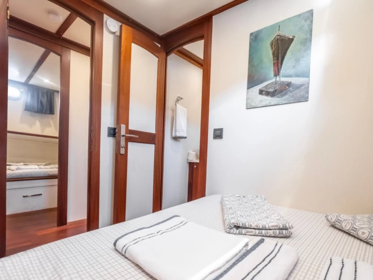 Uthyrning Segelbåt   med en båtlicens 