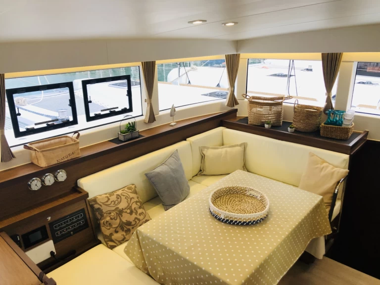 Yacht charter Capo d'Orlando billig Lagoon 40