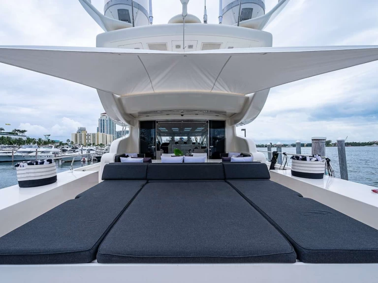 Uthyrning Lyx yacht i Miami  - Leopard Cassinella