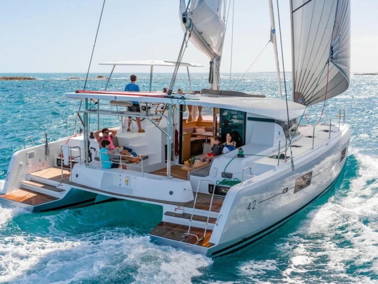 Yacht charter Le Marin billig Lagoon 42