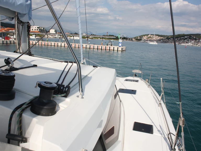 Uthyrning Katamaran  i Donji Seget - Fountaine Pajot Astrea 42