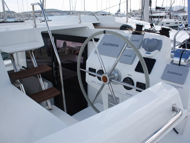 Uthyrning Katamaran  i Donji Seget - Fountaine Pajot Astrea 42
