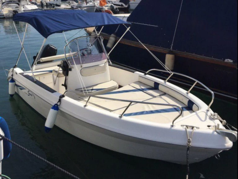 Hyra Motorbåt  med eller utan skeppare Saver Alghero 
