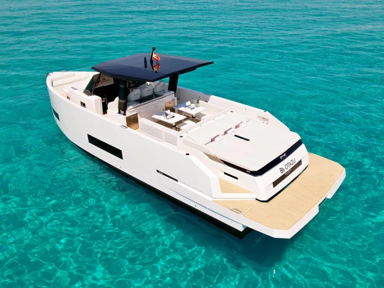 Yacht charter Ibiza Town billig Antonio d42