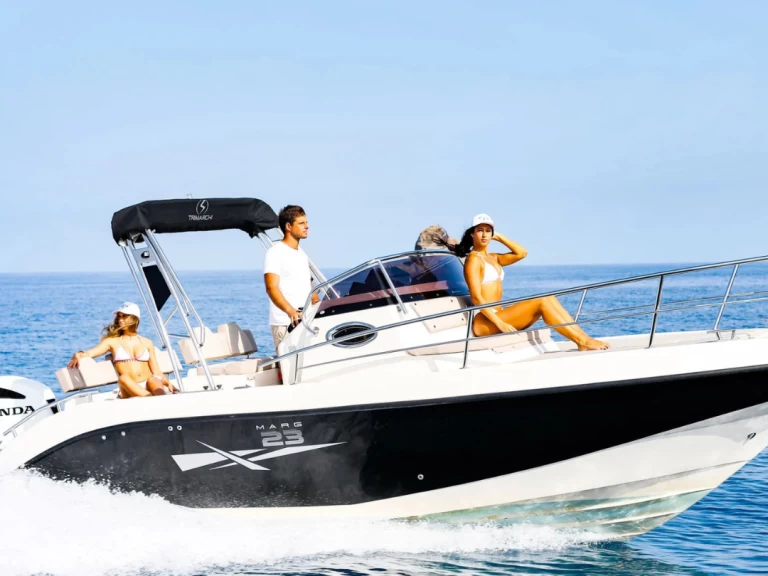 Båtuthyrning Trimarchi Marg 23  i Piano di Sorrento på Samboat 