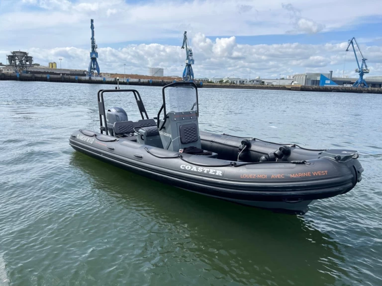 Hyr en Highfield COASTER 60 Lorient 