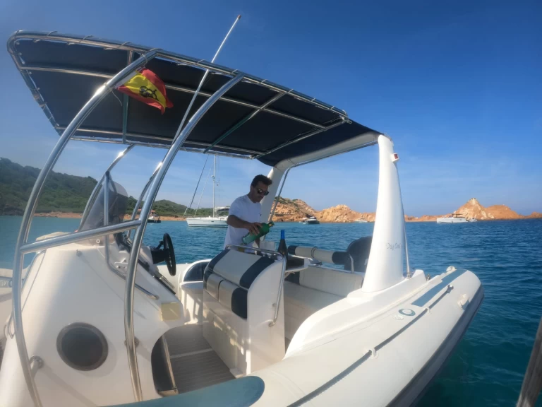 Uthyrning Motorbåt  i Fornells - Astec day cruiser 800