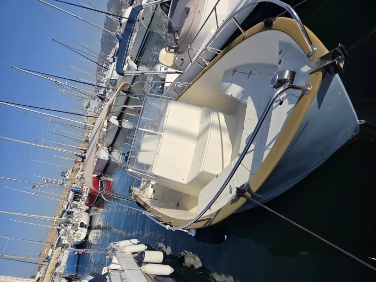 Uthyrning Motorbåt  Rea med en båtlicens 