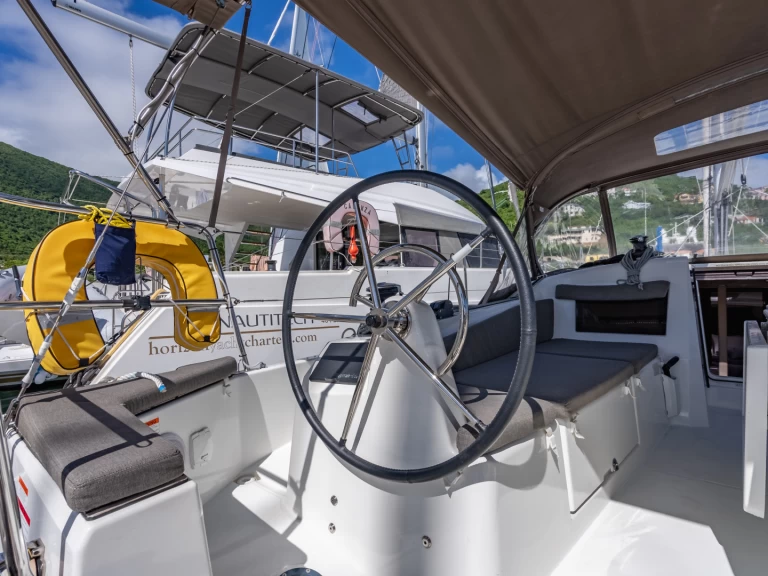 Segelbåt  för uthyrning Road Town till det bästa priset 