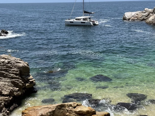 Hyra Katamaran  med eller utan skeppare Lagoon Marina Vallarta 