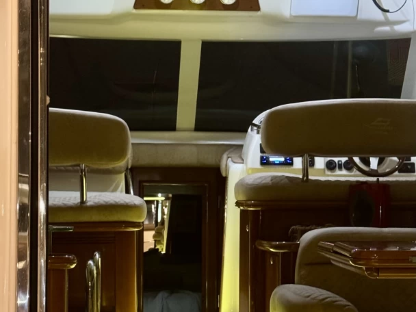 Motorbåt  för uthyrning Podstrana till det bästa priset 