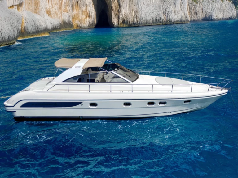 Hyr en Yacht Prestige Sport 80 Positano (Italien) 