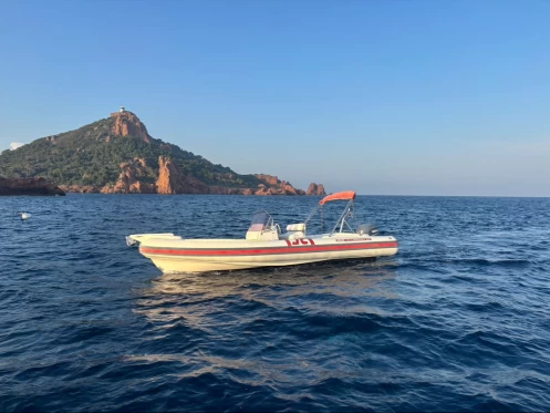 Båtuthyrning Nuova Jolly Club man 26 i Saint Raphael på Samboat 
