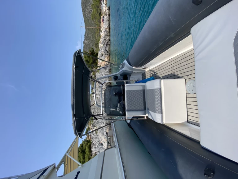 Båtuthyrning mostro mostro 680 offshore i Glyfada på Samboat 