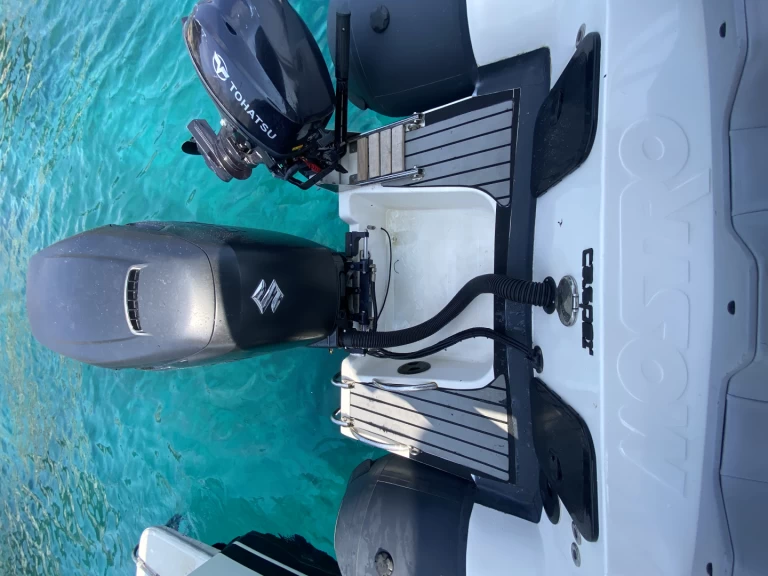 RIB för uthyrning Glyfada till det bästa priset 