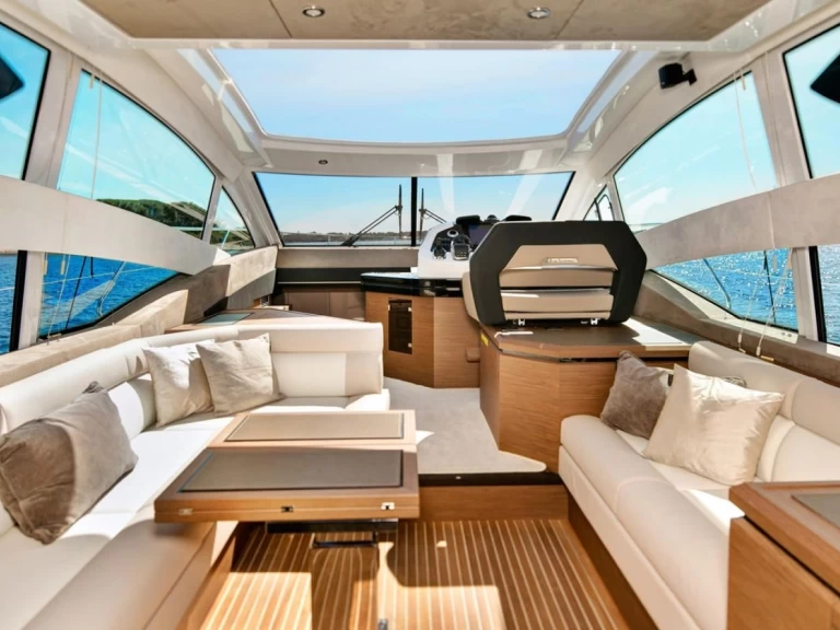 Uthyrning Marine de Sant'Ambrogio - Bénéteau GRAN TURISMO 50 HT av Samboat 