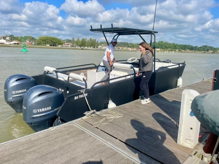 Hyr en Pita Yacht Catamaran One Off Hendaye 