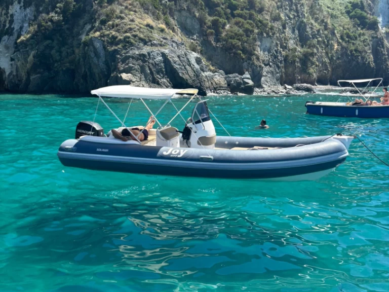 Hyra RIB med eller utan skeppare Joy Ponza 