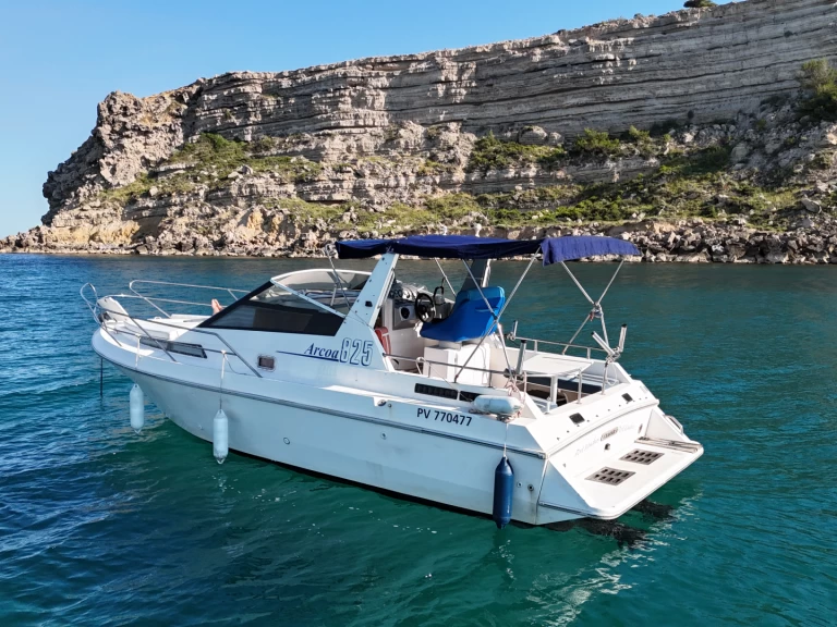 Hyra Motorbåt  med eller utan skeppare Arcoa Port Leucate 