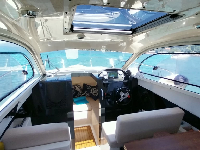 Uthyrning Dubrovnik - Quicksilver Activ 705 Weekend av Samboat 