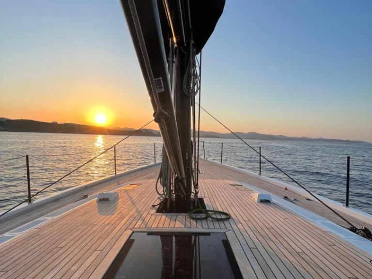 Yacht charter Lavrio billig First 53