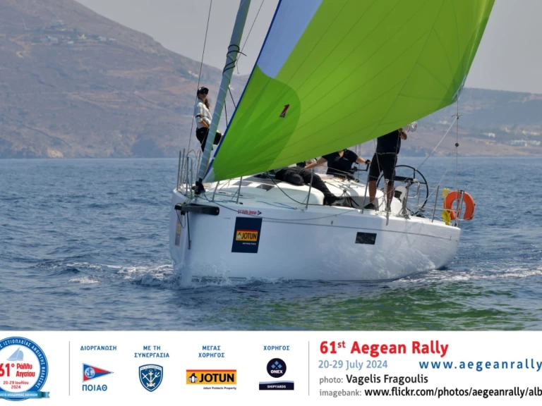 Segelbåt  för uthyrning Piraeus till det bästa priset 