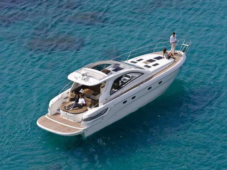 Bavaria Bavaria 43 Sport HT charter bareboat eller skeppad i Altea