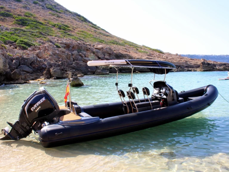 Uthyrning RIB Humber med en båtlicens 