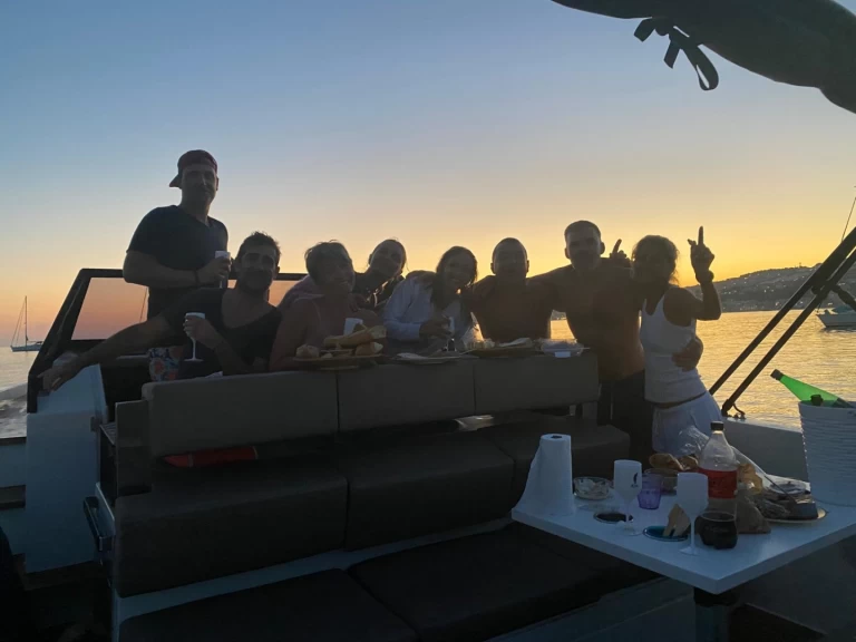 Motorbåt  för uthyrning Bandol till det bästa priset 