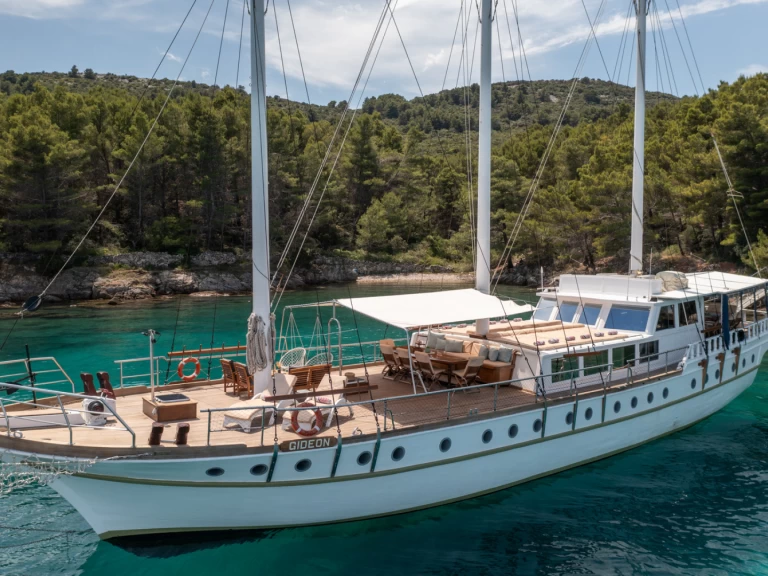 Uthyrning Kaštela - Unknown Gideon av Samboat 