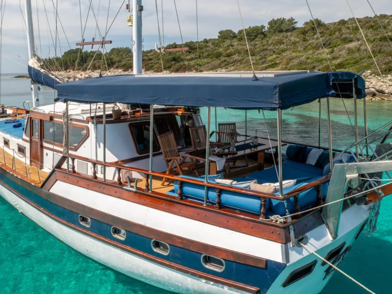 Yacht charter Split  billig Hera