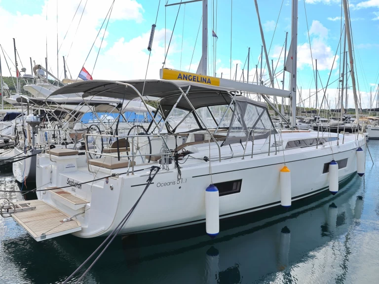 Hyra Segelbåt  med eller utan skeppare Bénéteau Primošten  