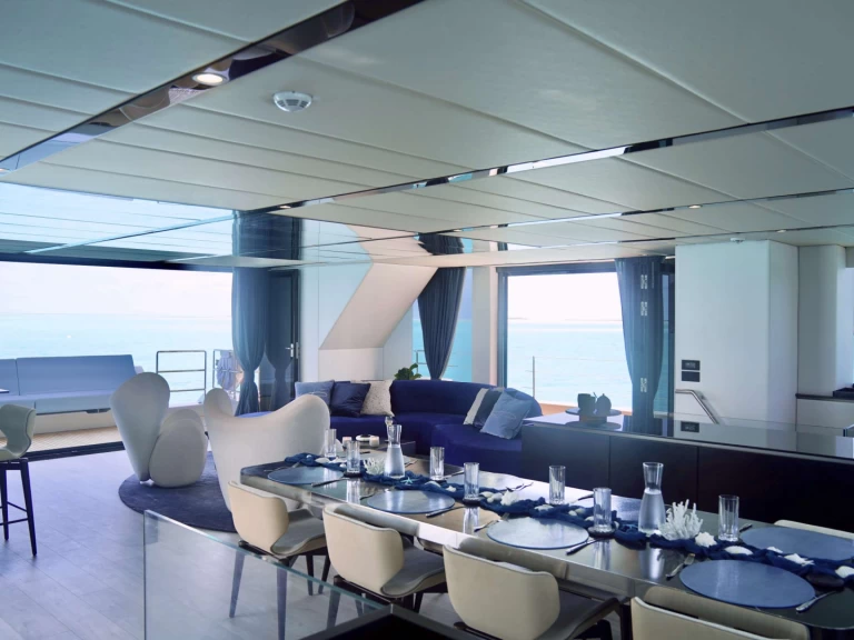 Uthyrning Lyx yacht Sunreef med en båtlicens 