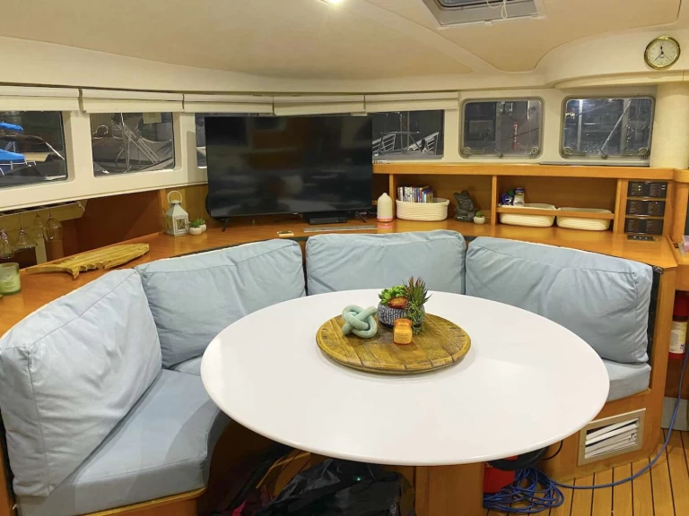 Hyra Lyx yacht med eller utan skeppare Lagoon Brittiska Jungfruöarna 