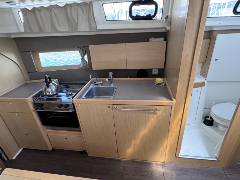 Uthyrning Segelbåt  i Sukošan - Bénéteau Oceanis 38