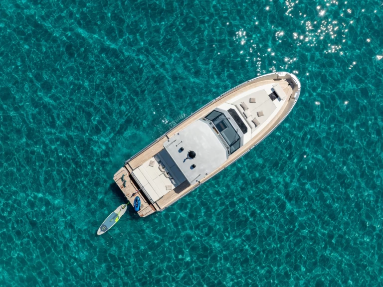 Uthyrning Saint-Tropez - MEDYACHT MED 42 av Samboat 