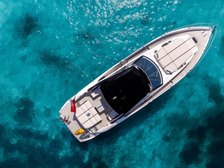 Hyra Motorbåt  med eller utan skeppare Sunseeker Cogolin 