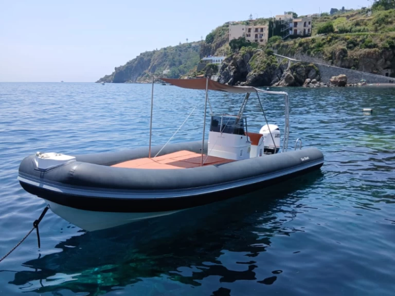 Hyr en Bwa Bwa 750 Lipari 