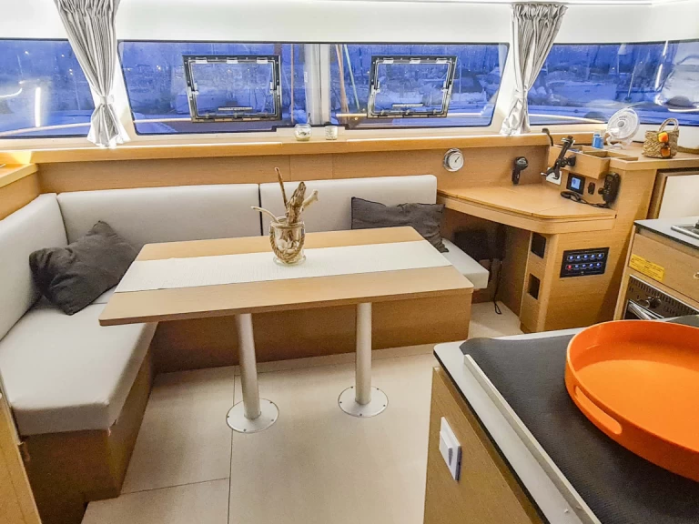 Båtuthyrning Excess Excess 11 i La Rochelle på Samboat 