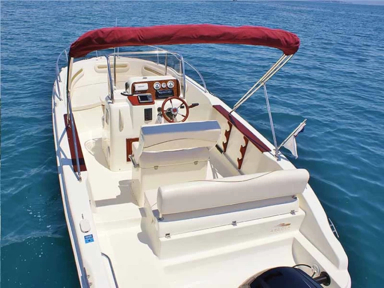 Båtuthyrning Mingolla Brava 22 Open i Šibenik  på Samboat 