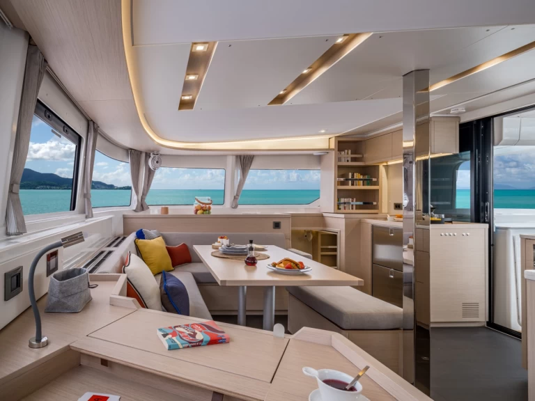 Yacht charter Port Elizabeth billig Lagoon 46