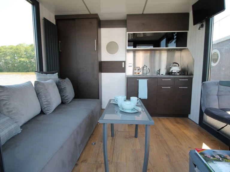 Båtuthyrning Hausboot Hausboot MOSES i Zehdenick på Samboat 