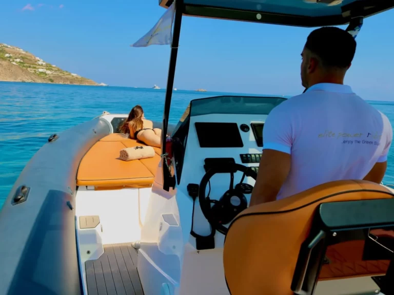 Hyra RIB med eller utan skeppare Seafighter Ornós 