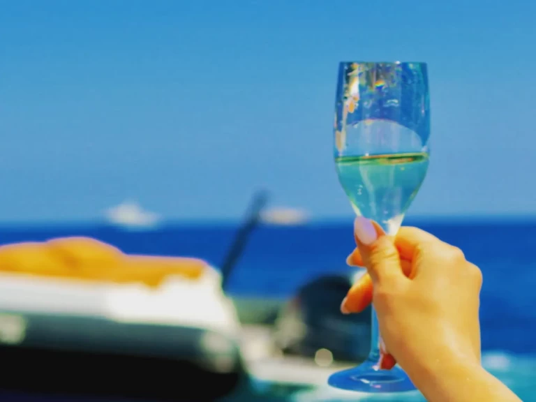 RIB för uthyrning Ornós till det bästa priset 