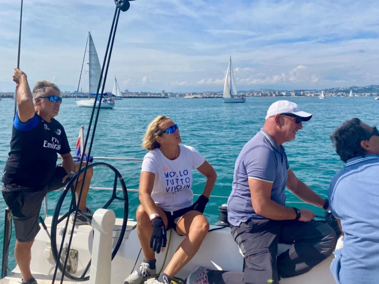 Yacht charter Marina Baotić billig Elan 410 Performance