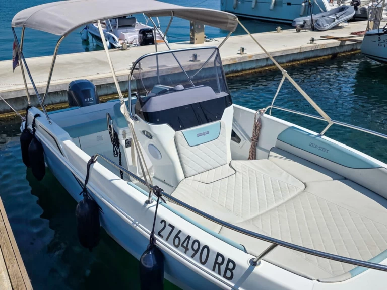 Båtuthyrning Salpa Salpa Sunsix i Pula  på Samboat 