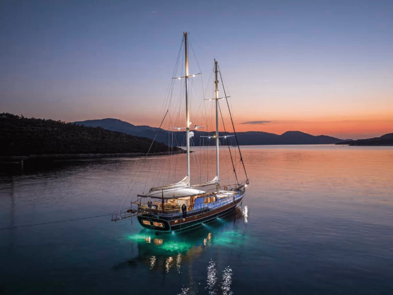 Custom ARTEMIS charter bareboat eller skeppad i Bodrum