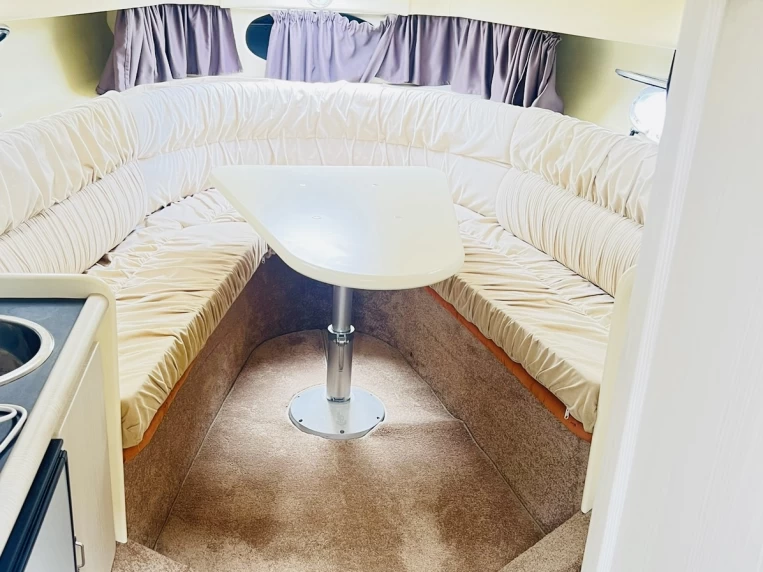 Båtuthyrning Cranchi Endurance 35 i Genova på Samboat 